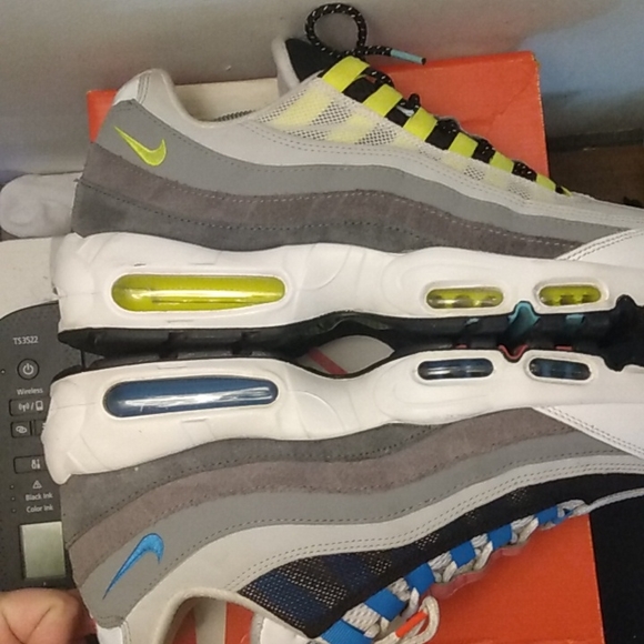 Nike Air Max 95 🔥"What the Air Max 95" (Greedy 2.0) - Picture 10 of 13